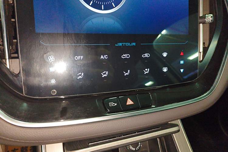 Used JETOUR X70 2020 1.5T DCT YueXing Edition 5 Seats
