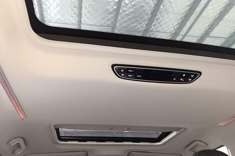 Used GAC Trumpchi M8 2021 Master Series 390T Prestige Edition Headliner