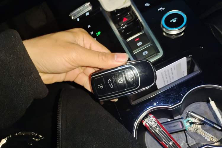 Used Chery Tiggo 8 PLUS 2022 Kunpeng Edition 390TGDI DCT Passion Version