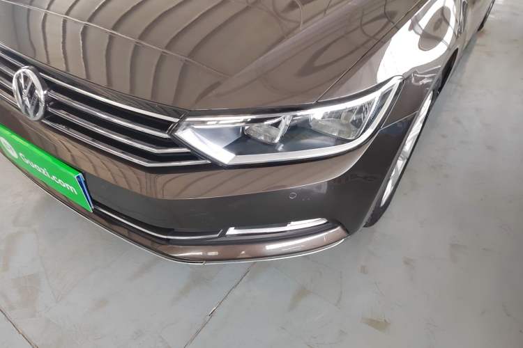 Used Volkswagen Magotan 2017 330TSI DSG Leading Model Left Front Headlight