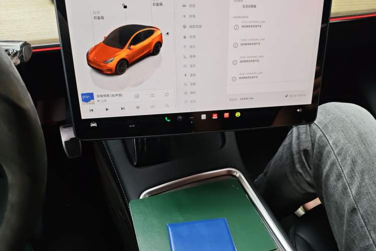 Used Tesla Model Y 2022 Revised Version Rear-Wheel Drive Odometer Close Up