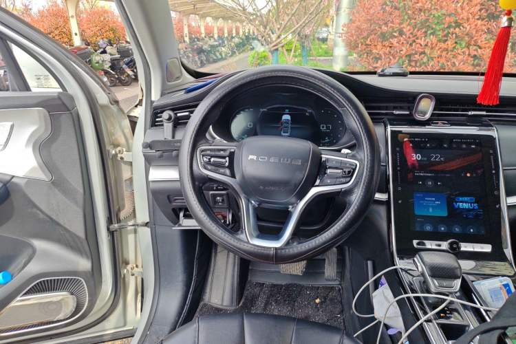 Used Roewe RX5 MAX 2019 300TGI Automatic Smart Cabin Luxury Edition
