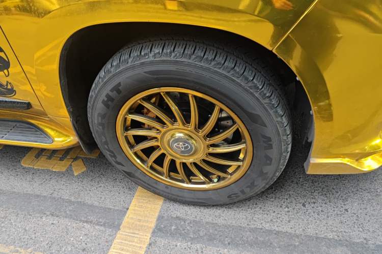 Used Toyota Land Cruiser 
