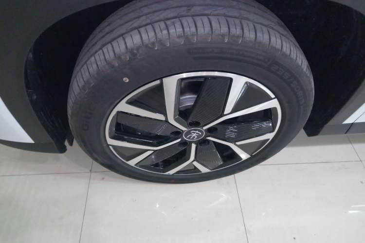 Used BYD Song L DM-i 2026 Model 200KM Superior Version

