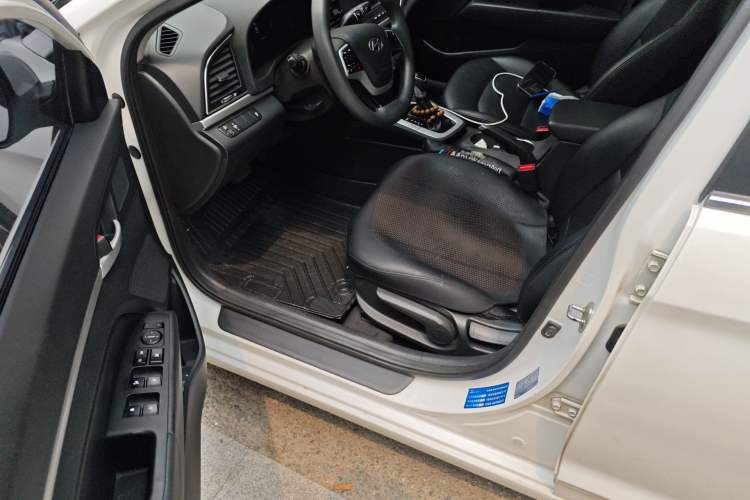 Used Hyundai Elantra (6th Generation / Lingdong) 2016 1.6L Automatic ZhiXuan – Elite Version