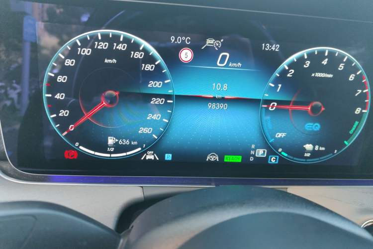 Used Mercedes-Benz E-Class New Energy 2021 E 350 e L Plug-in Hybrid Sports Sedan
