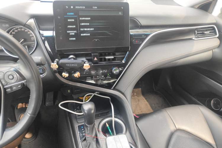 Used Toyota Camry 2021 2.0G Luxury Edition
