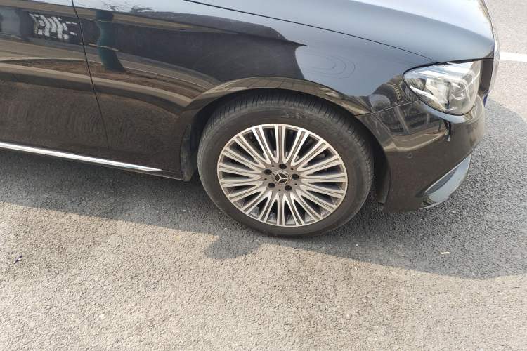 Used Mercedes-Benz E-Class 2020 Facelift E 300 L Stylish Edition
