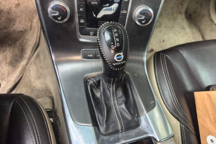 Used Volvo S60 New Energy 2015 S60L E-Drive Hybrid T6 Smart Drive Edition