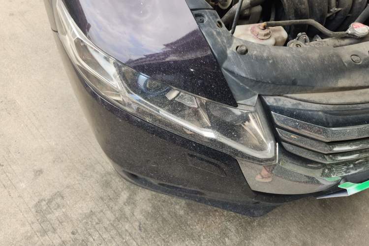 Used Honda Odyssey 2013 2.4L Luxury Edition Right Front Headlight