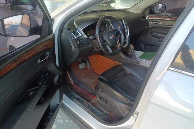 Used Cadillac SRX 2015 3.0L Elite Model