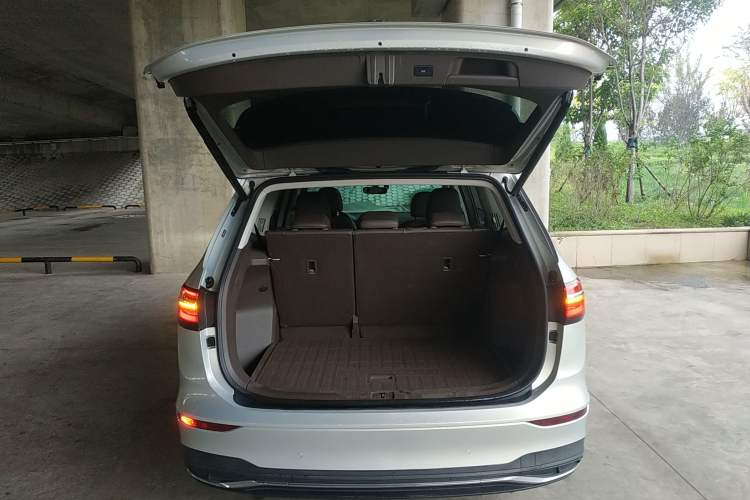 Used Volkswagen Viloran 2020 330TSI Luxury Edition