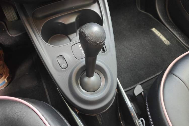 Used smart fortwo 2019 0.9T 66kW Hardtop Wind Power Edition China VI