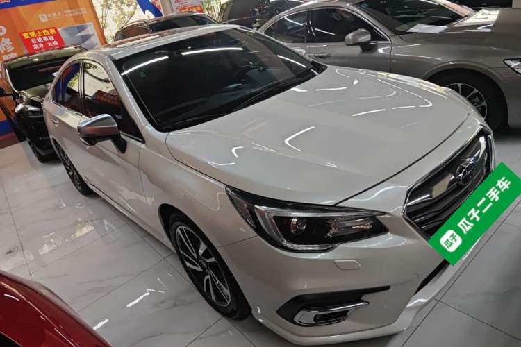 Used Subaru Legacy 2020 Revised Version 2.5i All-Wheel-Drive Glory Edition with EyeSight Front Right 45 Deg