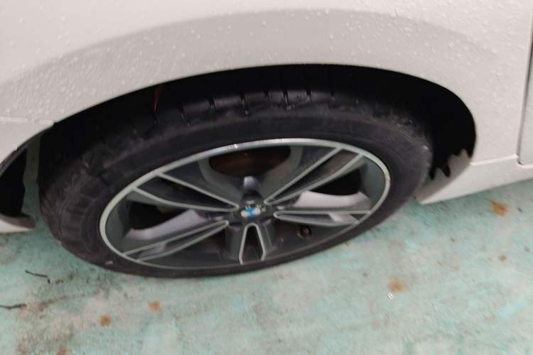Used BMW 1 Series 2017 118i Sport Edition Right Rear Wheel Hub