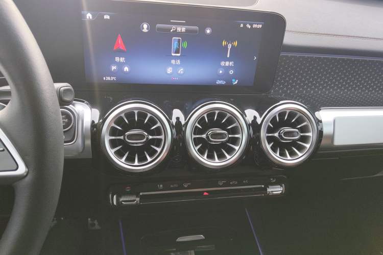 Used Mercedes-Benz GLB 2025 GLB 220 Sport Edition