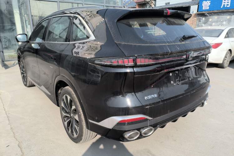 Used CHANGAN CS75 PLUS 2025 4th Generation UItra 2.0T New Blue Whale Smart Intelligent Powertrain Version
