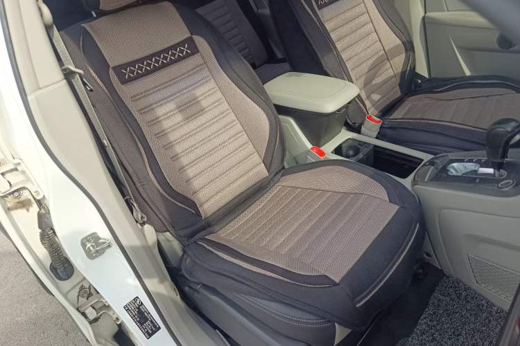 Used Chevrolet Captiva 2014 2.4L Two-Wheel Drive City Edition 5 Seats