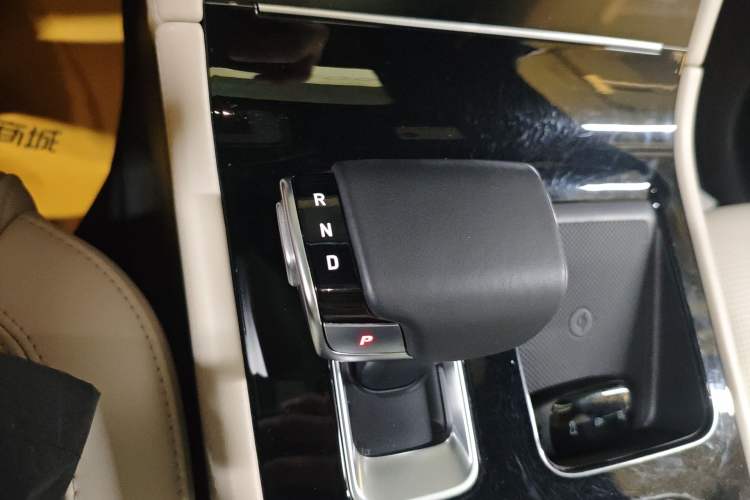 Used Li Auto ONE 2021 Extended-Range 6-Seater Version Gear Lever