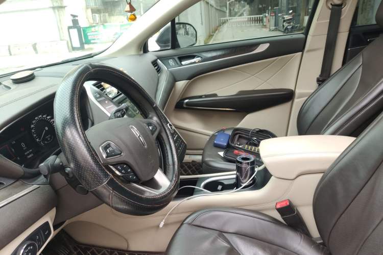 Used Lincoln MKC 2019 2.0T Two-Wheel Drive Zunya Version China VI Standard
