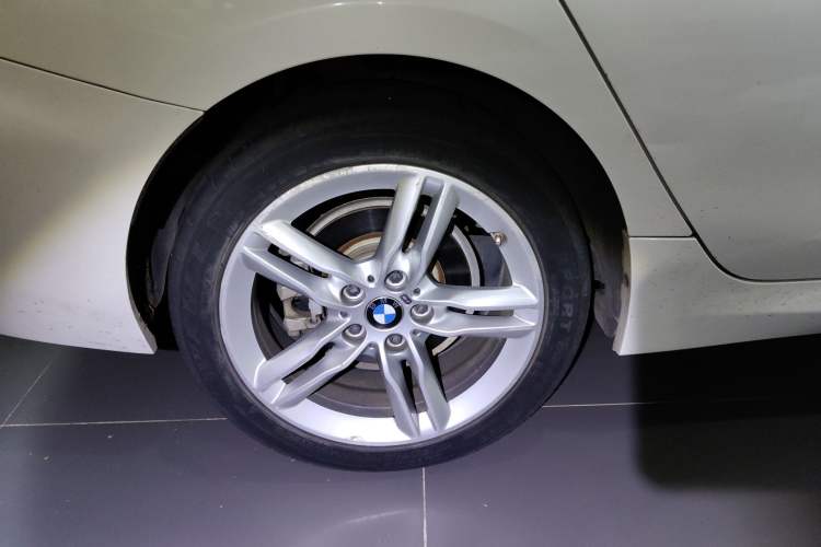 Used BMW 1 Series 2019 118i M Sport Package Right Rear Wheel Hub