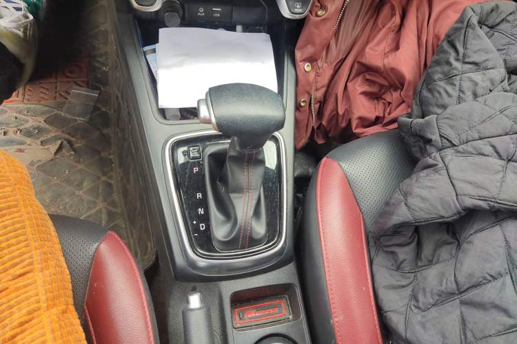 Used Kia KX Cross 2017 1.4L AT GLS
