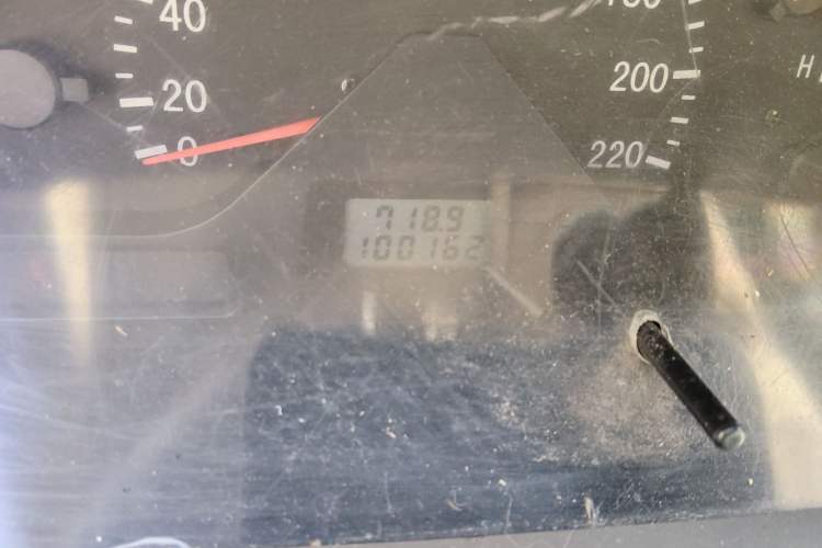 Used Hafei Sailor 2009 1.5L Manual Base Version Odometer Close Up