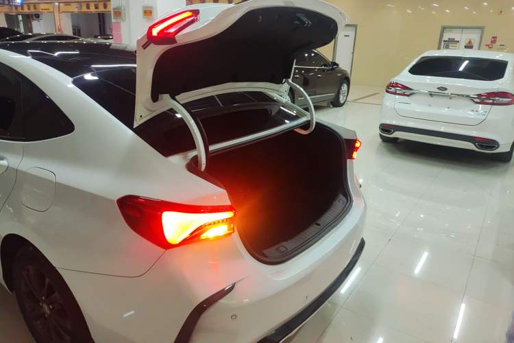 Used Buick Verano 2023 Pro GS Hunter Wind Edition
