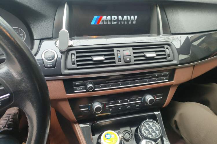 Used BMW 5 Series 2014 520Li Elegant Model