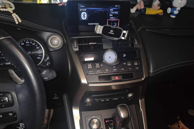 Used Lexus NX 2017 200 Front-Wheel-Drive X-Trail SE Edition Audio And AC Panel