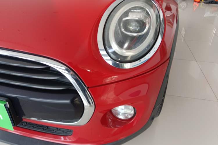 Used MINI MINI 2019 1.5T COOPER Artist Five-Door Edition
