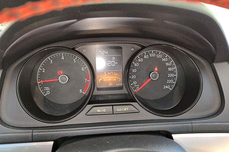 Used Volkswagen Lavida 2019 Lavida Start 1.5L Manual Fashion Edition China VI Standard Instrument Cluster