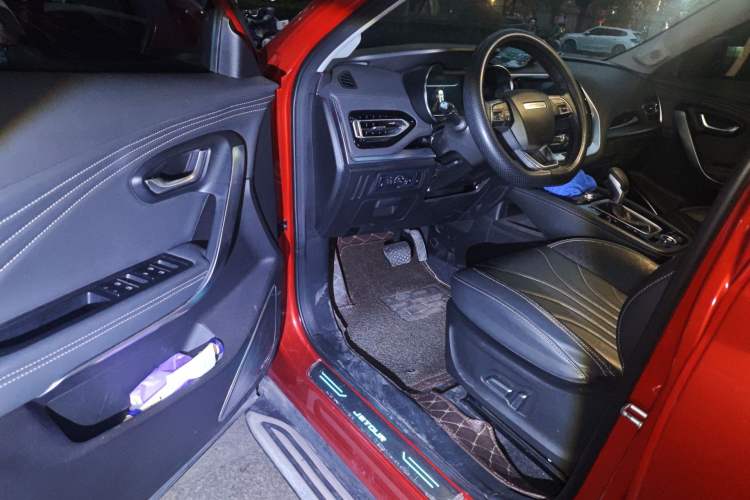 Used JETOUR X70 2018 1.5T Automatic Luxury Edition
