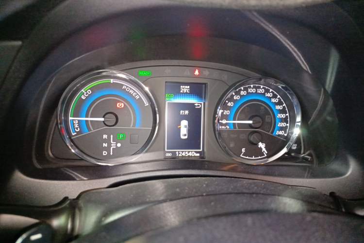 Used Toyota Levin 2017 Revised Dual-Engine 1.8H GS E-CVT Elite Sunroof Version China V Standard