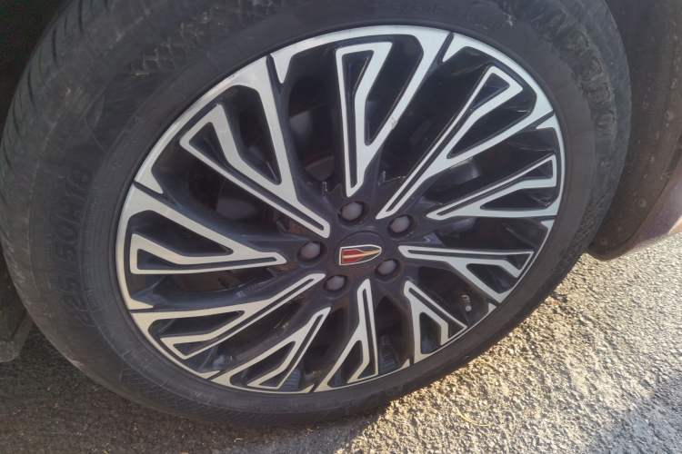 Used Hongqi H5 2023 2.0T Automatic Smart Connect Flagship Edition
