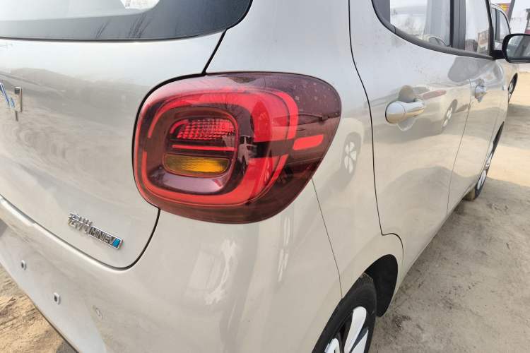 Used Wuling Hongguang MINIEV 2025 Four-Door Version Advanced Edition