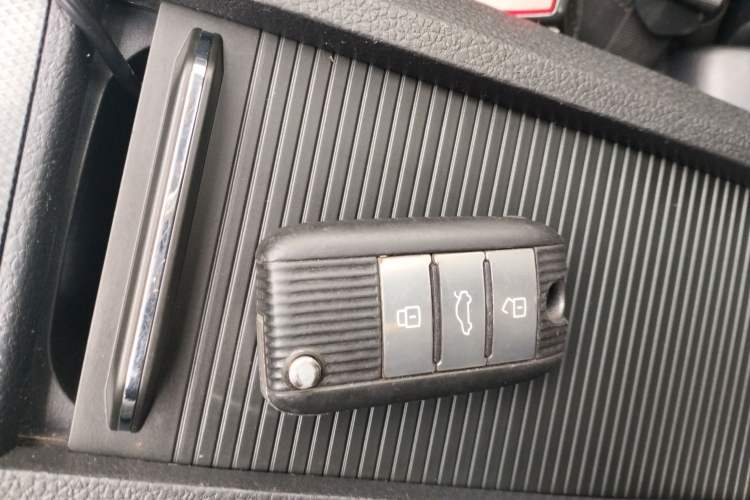 Used Roewe RX5 2020 20T Manual 4G Connect Super-Luxury Flagship Edition
