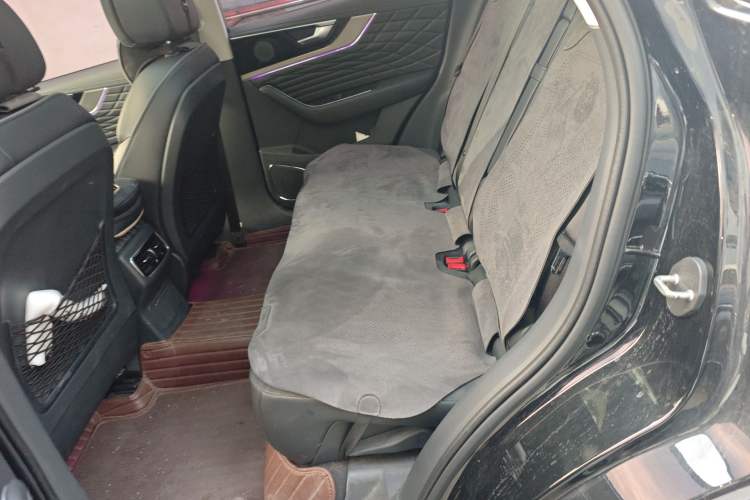 Used Hongqi HS5 2022 Revised Version 2.0T Smart Connect Flagship Edition
