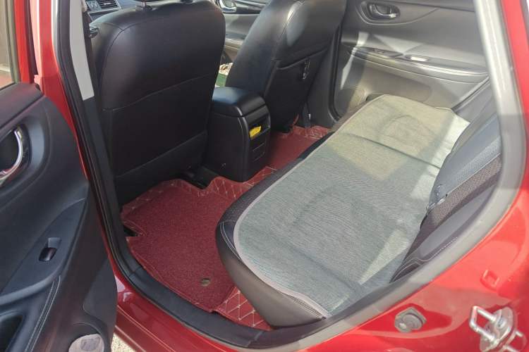 Used Nissan Tiida 2016 1.6L CVT Smart Drive Edition