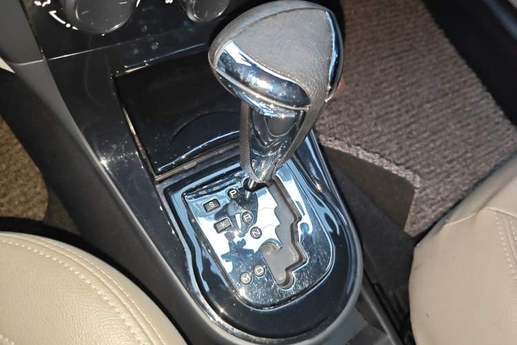 Used Citroen C-Quatre 2013 Sedan 1.6L Automatic Prestige Model Gear Lever