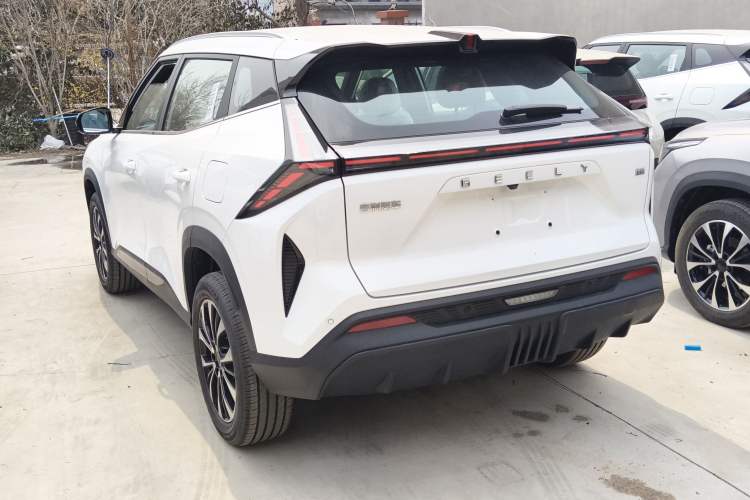 Used Geely Auto Emgrand X7 Sport 2026 Model 1.5TD Aspirational Rear Left 45 Deg