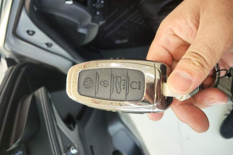 Used Hongqi H5 2019 30TD Smart Connect Dynamic Edition
