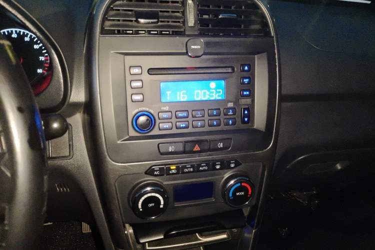 Used Chery Tiggo 3 2014 1.6L Manual Zhishang Edition