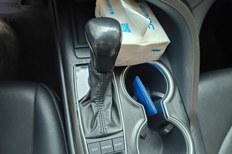 Used Toyota Camry 2021 2.5G Luxury Edition Gear Lever