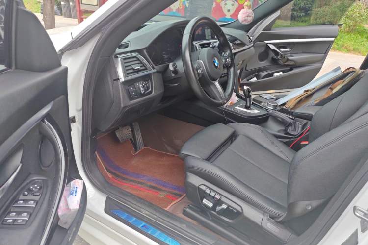 Used BMW 3 Series GT 2019 320i M Sport Package
