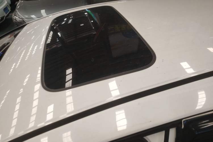 Used Honda Fit 2018 1.5L CVT Comfort Sunroof Version Roof