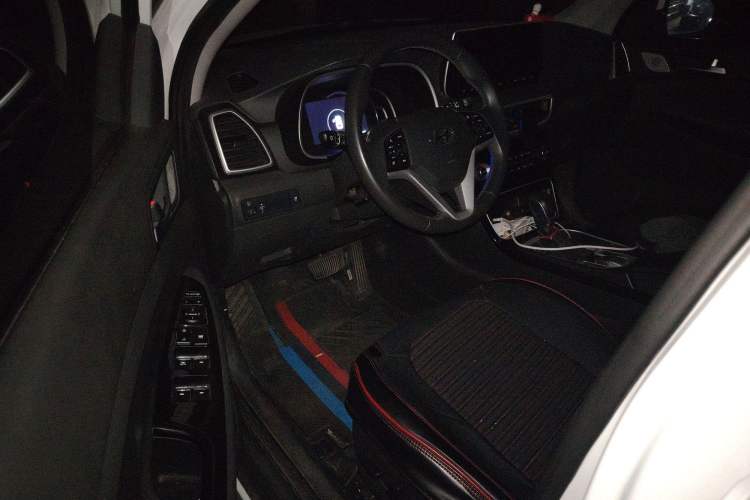 Used Hyundai Tucson 2020 280TGDi Two-Wheel-Drive GLS Fashion Edition China VI Standard