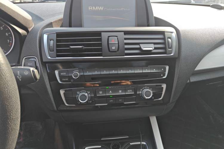 Used BMW 1 Series (Import) 2015 118i Leading Model
