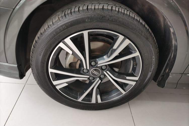 Used Audi Q3 2022 40 TFSI Fashion Dynamic Model
