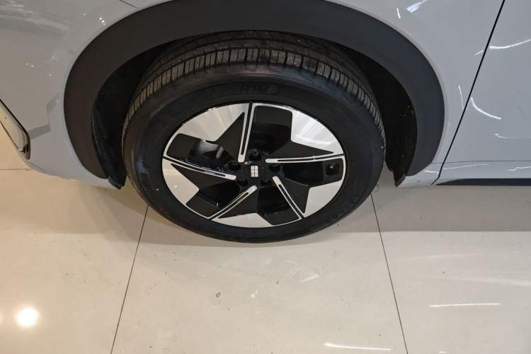 Used Geely Galaxy E5 2024 440km Exploration Version
